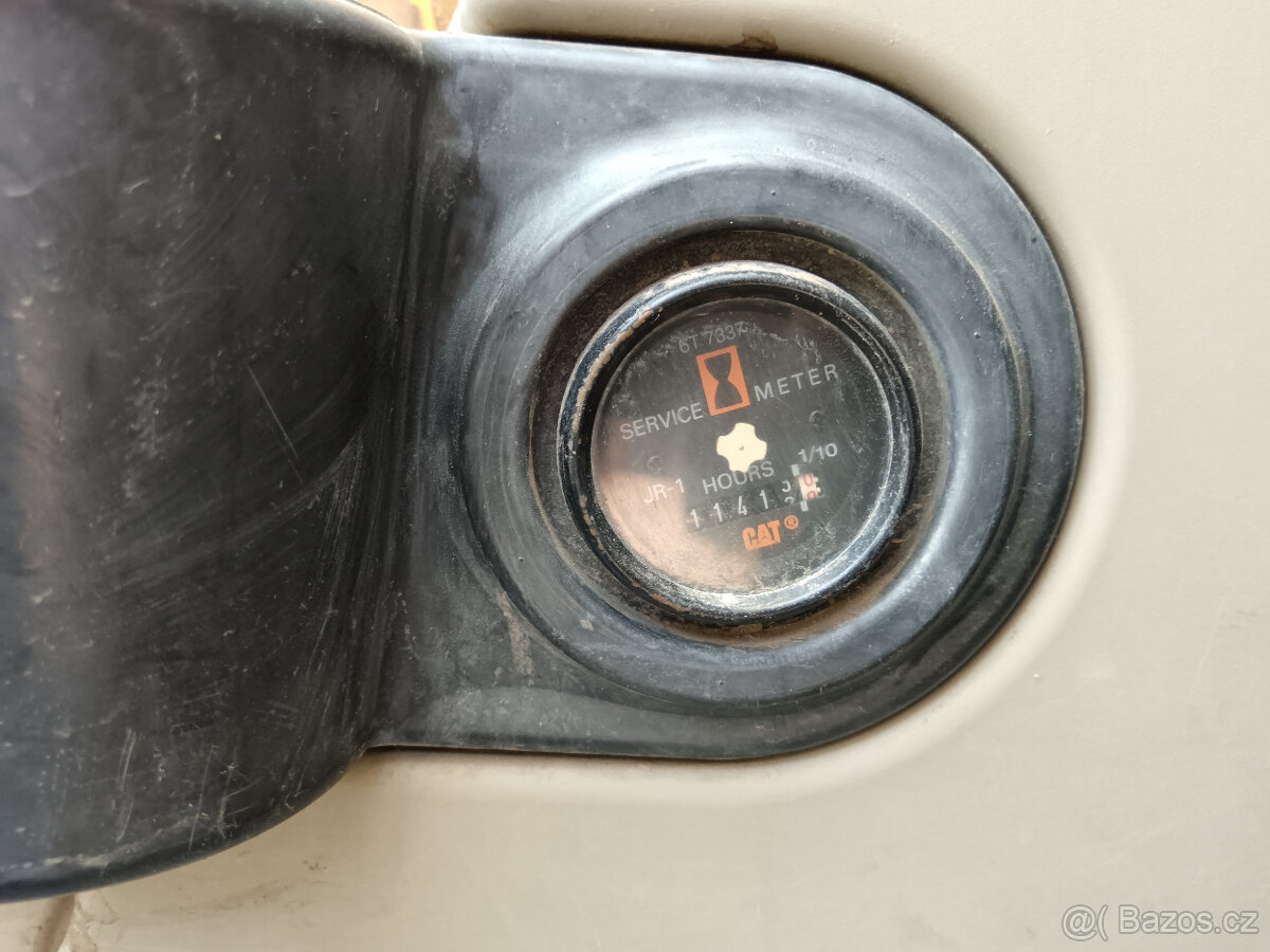 CAT 312 pásový bagr - 6