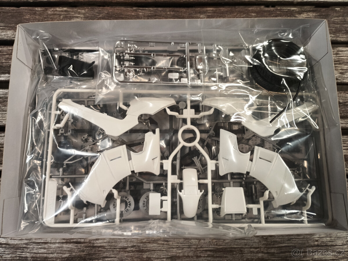 Prodám plastikové stavebnice motorek Tamiya - 6