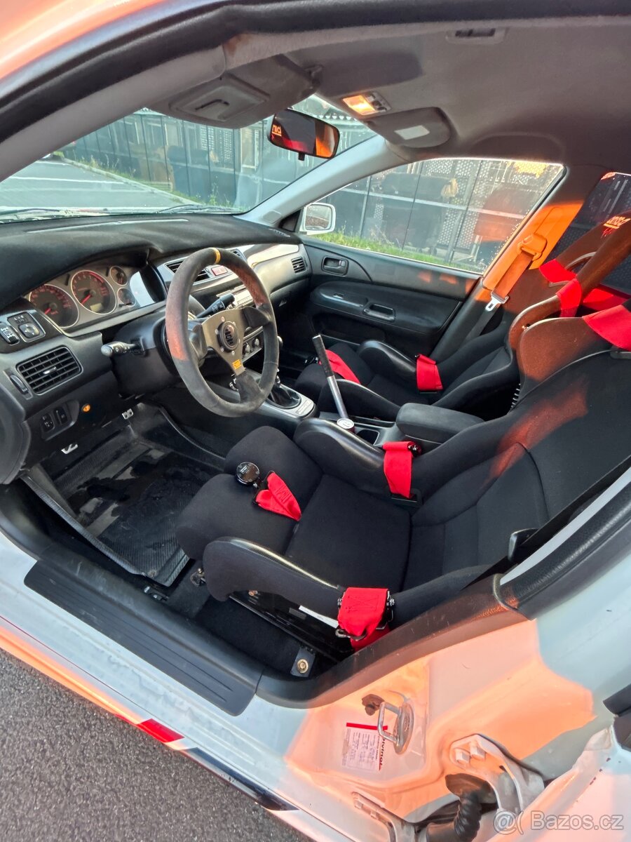 Mitsubishi lancer Evo IX MR - 6