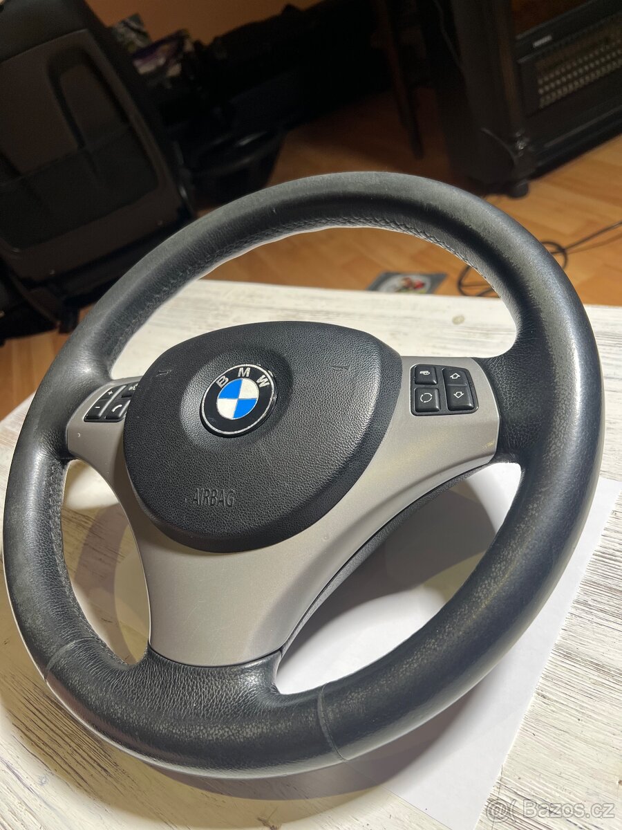 Volant BMW Sport e90 - 6
