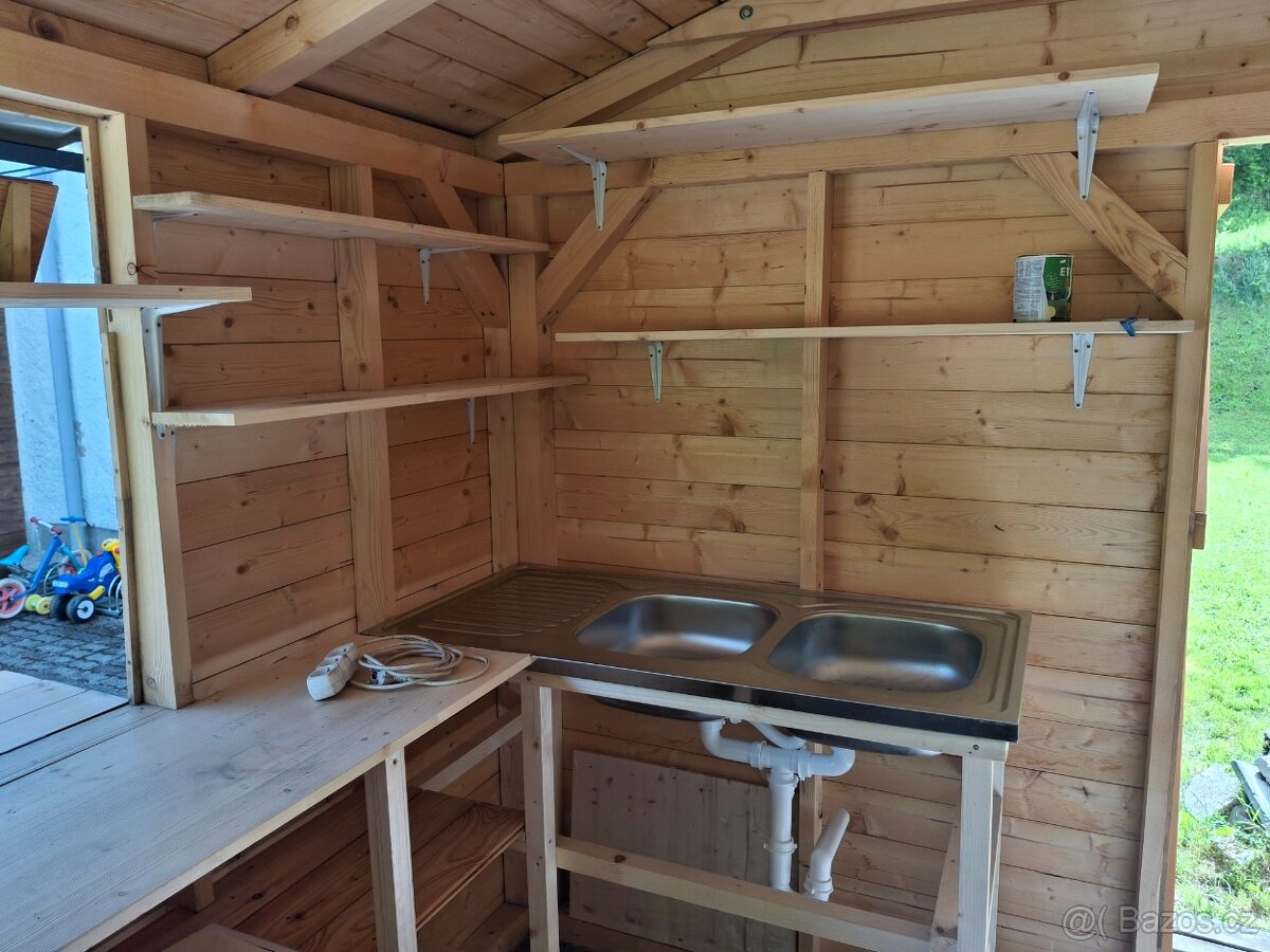 Prodejní stánek dřevěný 3x4m - 6