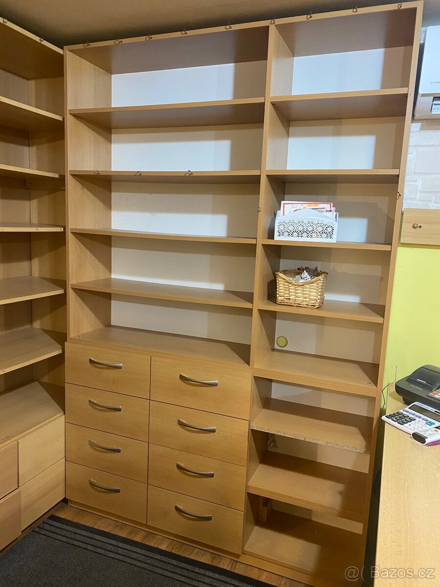 Vybavení prodejny - 6