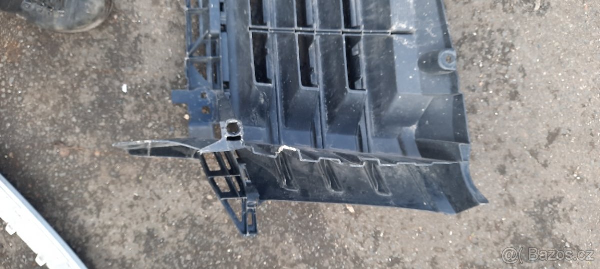 přední maska vw crafter 2E0 mřížka chladiče - 6