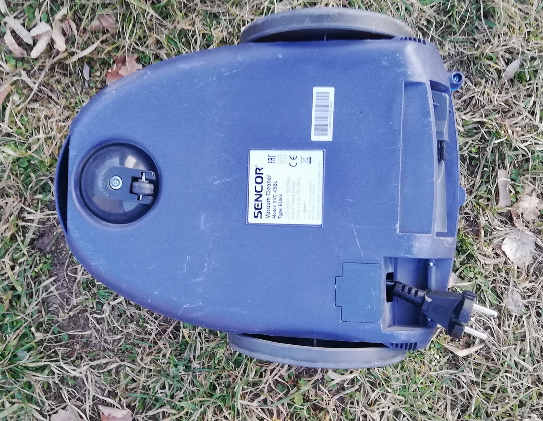 Vysavač Sencor - 6