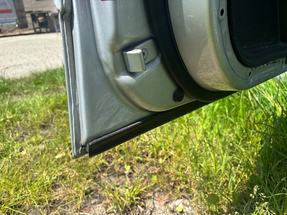 Dveře bmw e39 touring bez koroze - 6