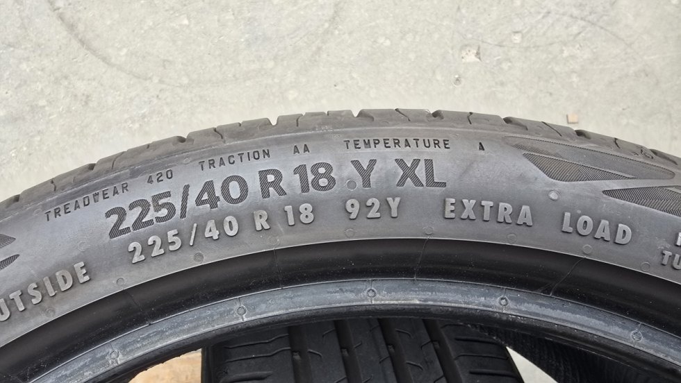 Letní pneu 225/40/18 Continental - 6