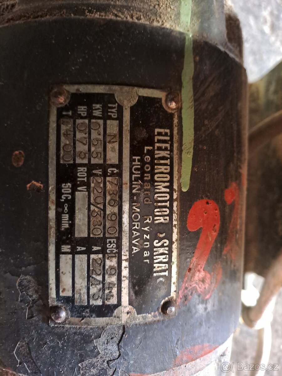 Třívřetenová sukovačka s čelistí 35 mm - 6