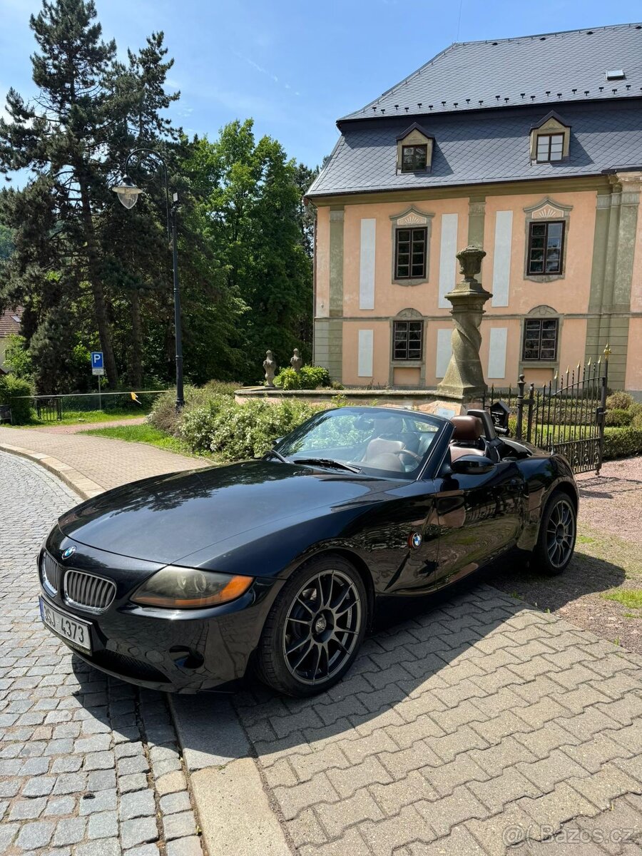 BMW Z4 e85 cabrio 2004 zajímavý interiér 2,5 141kw 6ti válec - 6