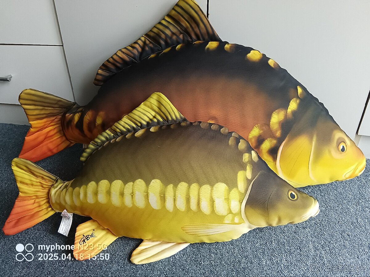 Polštářek KAPR LYSEC zn."GABY" vel."62cm + 90cm" - 6