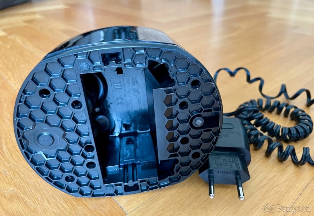 Braun Clean & recharge stanice + 2 kartuše - 6