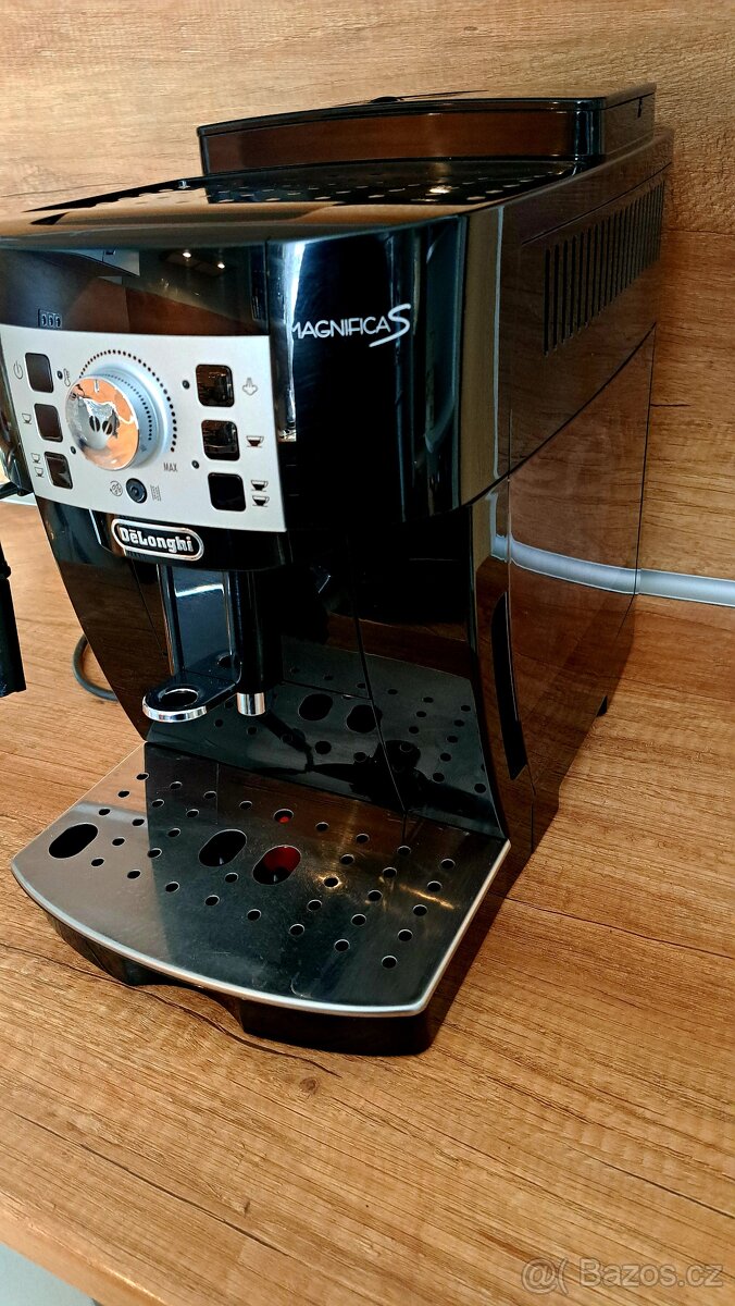 Kávovar Delonghi - 6