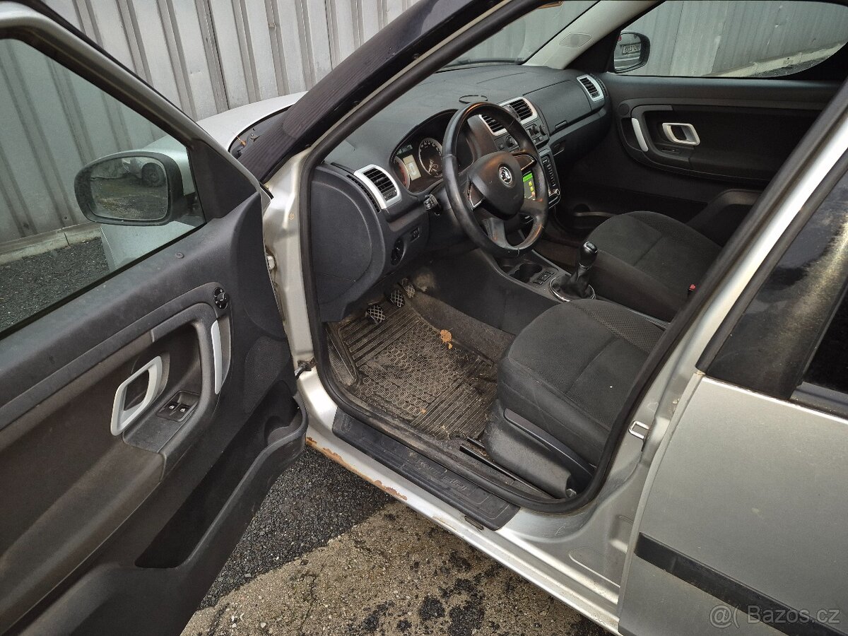 Škoda Roomster 1.9 tdi veškeré díly - 6