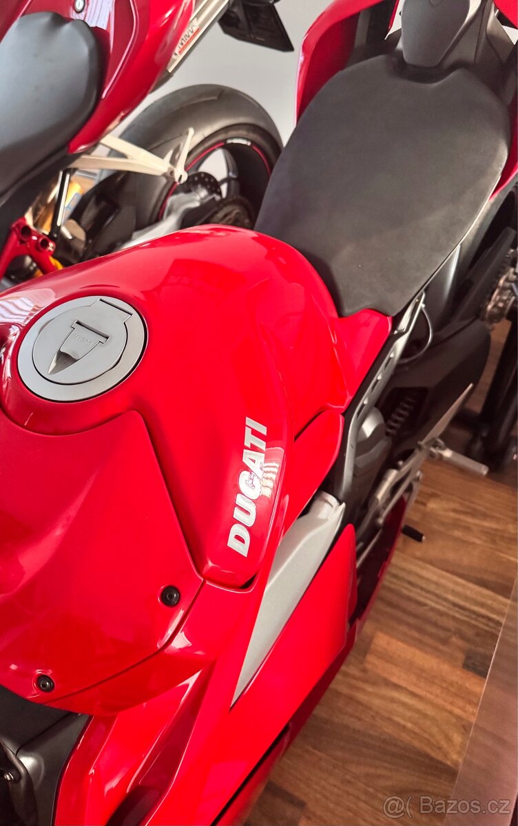 Motorka Ducati PANIGALE V4S - 6