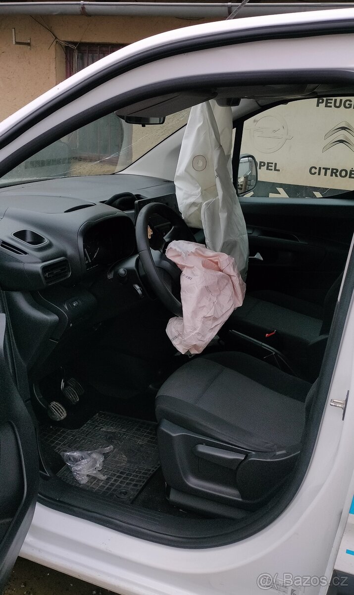 Citroën Berlingo, 2018-, K9 - 6