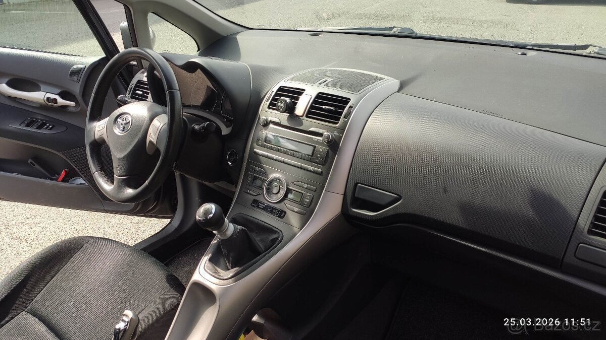 Toyota Auris 2,0 D4D - 6