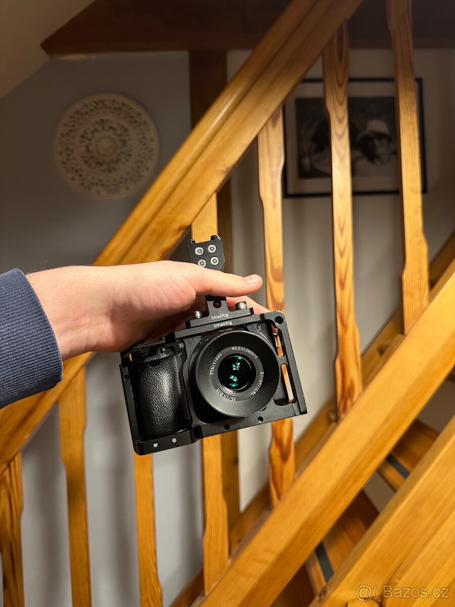 SONY A6500 | Objektiv 35mm f/1.4 | příslušenství - 6