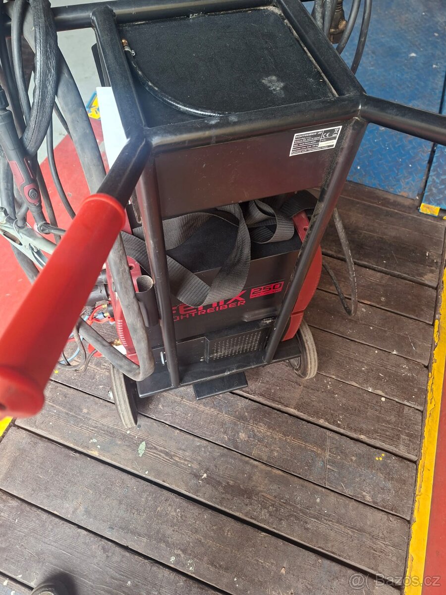 Svářečka TIG kuhtreiber Fenix 250 - 6