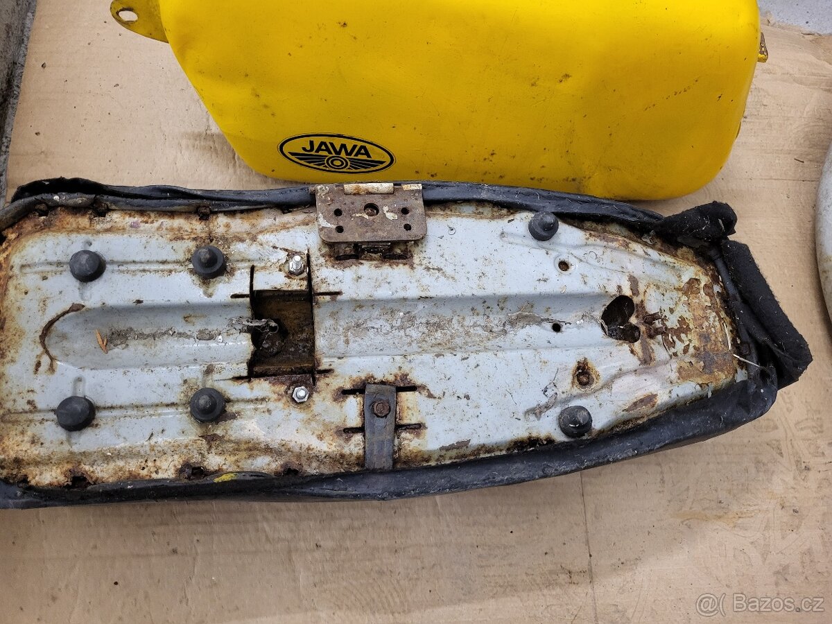 Prodám díly z jawa 23 mustang - 6