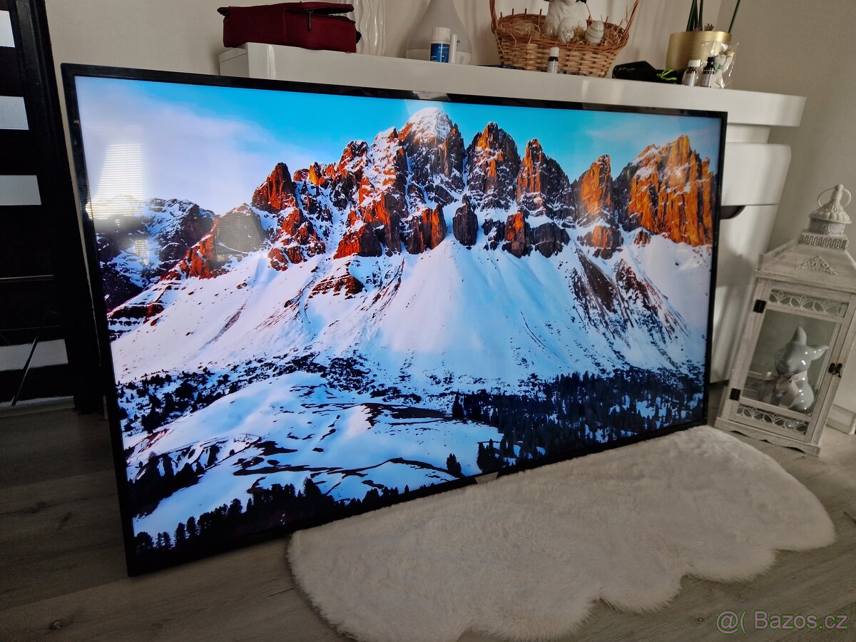 Obrovská 4K UltraHD Smart Televize Philips 65PUS6162 - 6