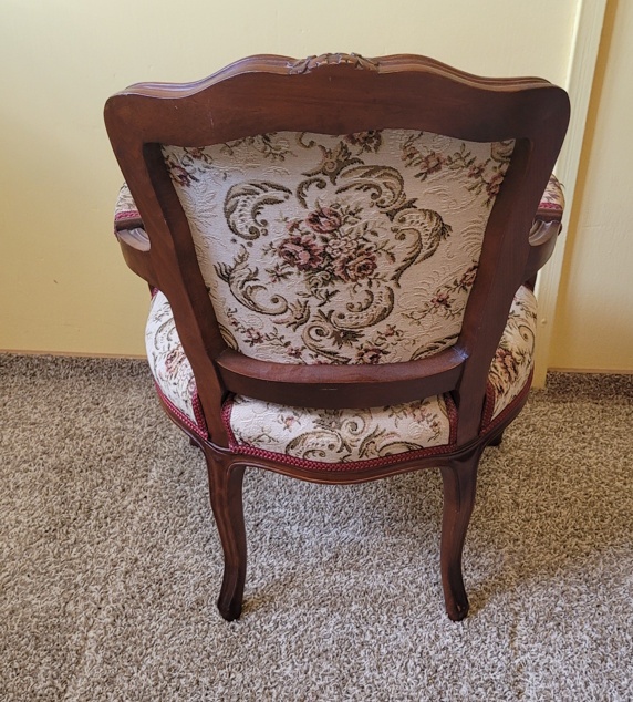 Sestava dvou křesel a stolu - 6