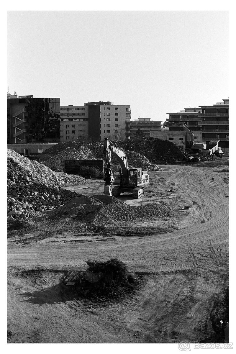 Minolta X-700 jako NOVÝ STAV + 50mm f/ 1,4 - 6