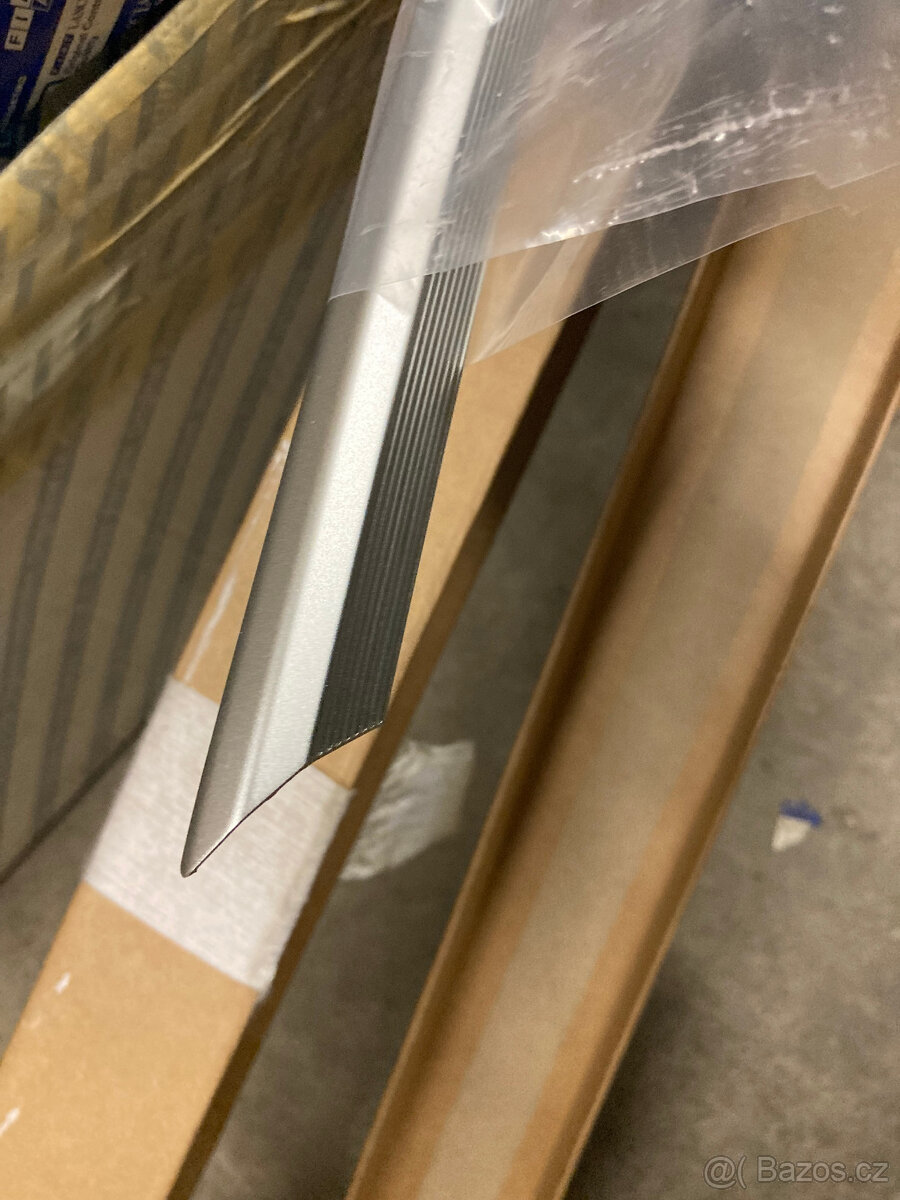 Audi A3/S3/RS3 Středový tunel, prahy, lišta střechy - 6