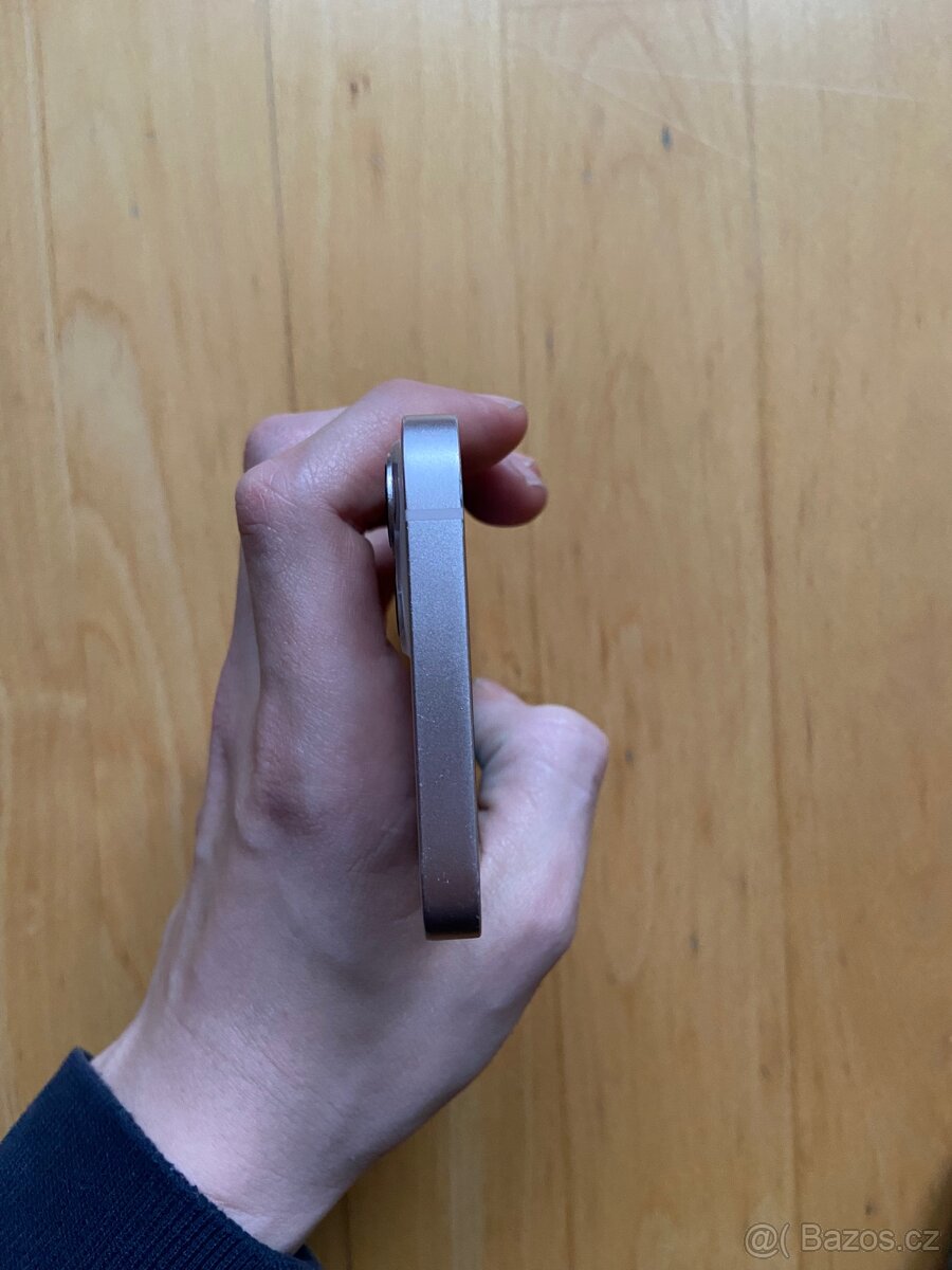 iPhone 13 | 128 GB | Super stav - 6