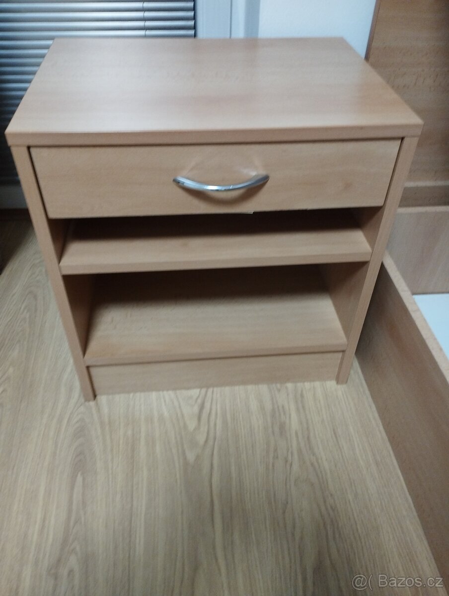 Prodám postel + noční stolek - 6