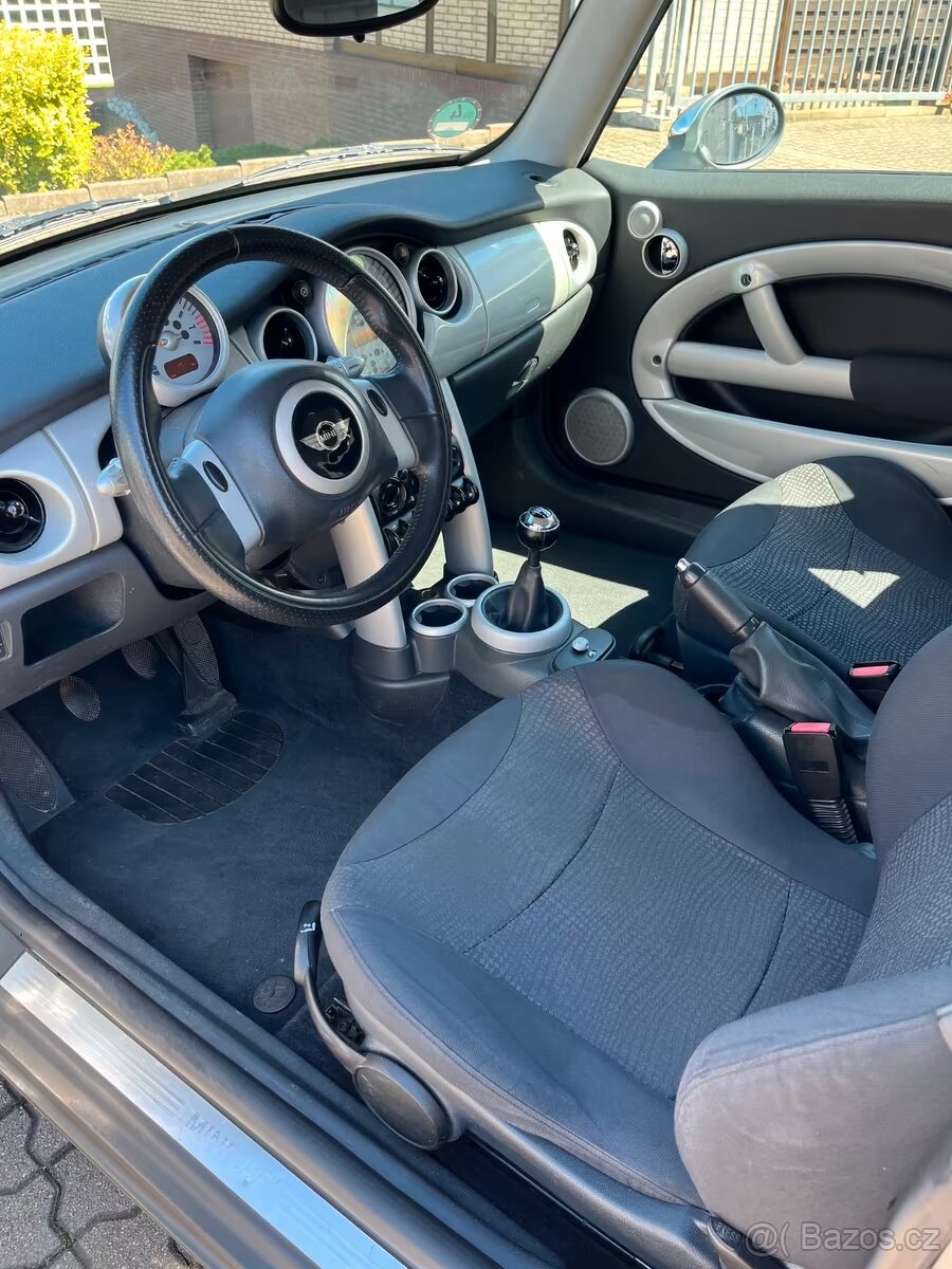 MINI COOPER ONE 1.6 2004 - 6