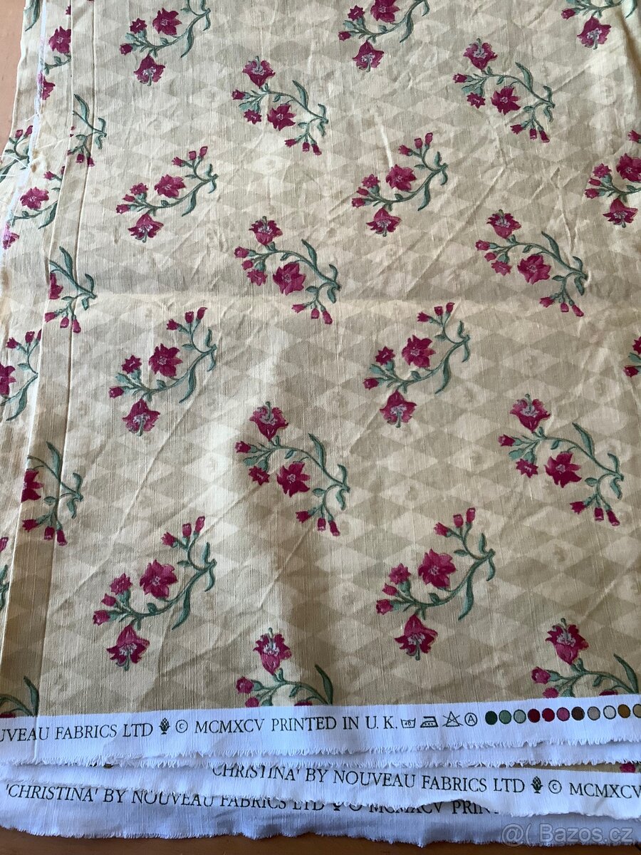 Metráž, látky + přezky na batoh - 6