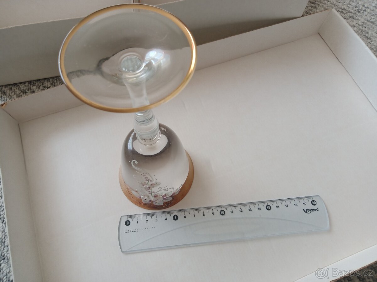 Sada skleniček na víno - 6