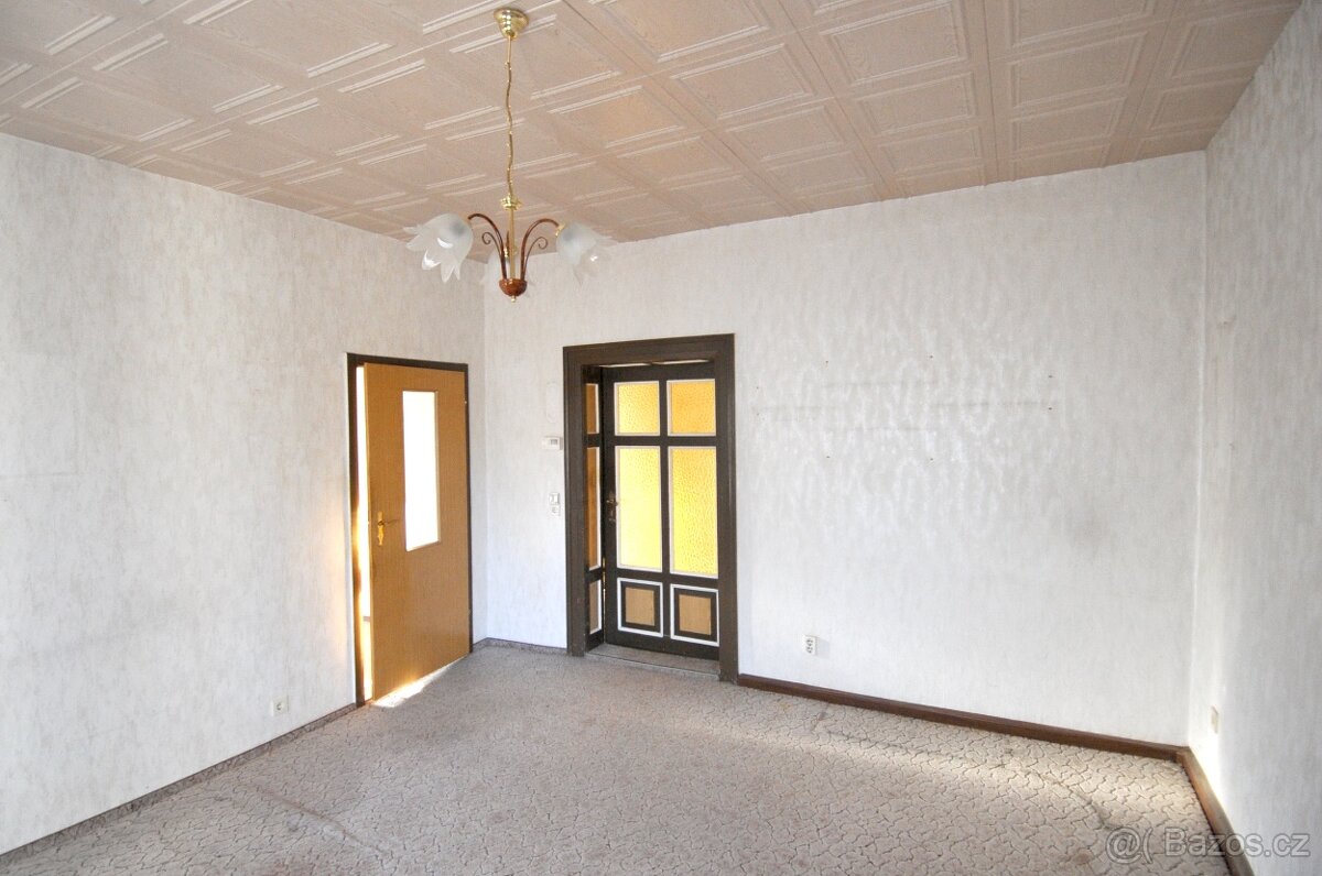 Vícegenerační dům u hranic s Českem - 6