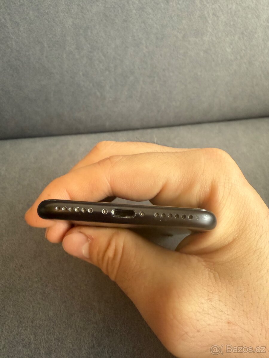 Apple iPhone 7 – 256 GB – 100% baterie - 6