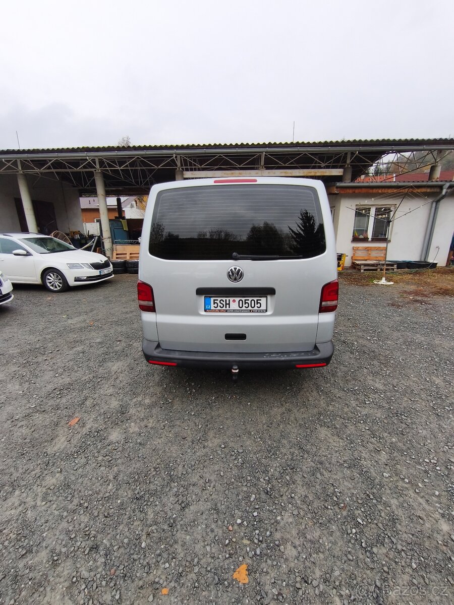VW T5.1,Long,10/2015,2.0tdi,103kw,5mist (9mistné) - 6