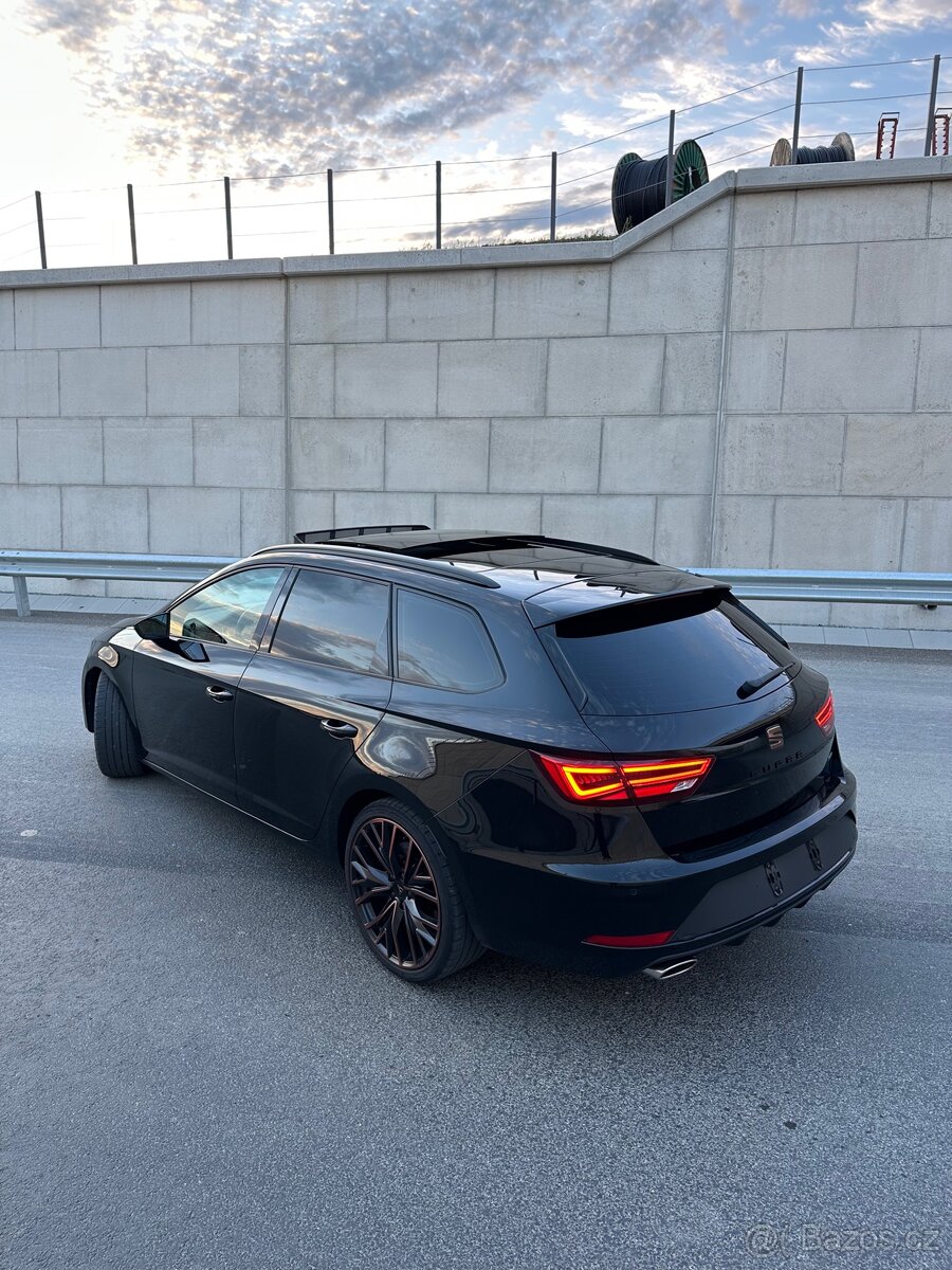 Seat Leon Cupra 221kw Max. výbava - 6