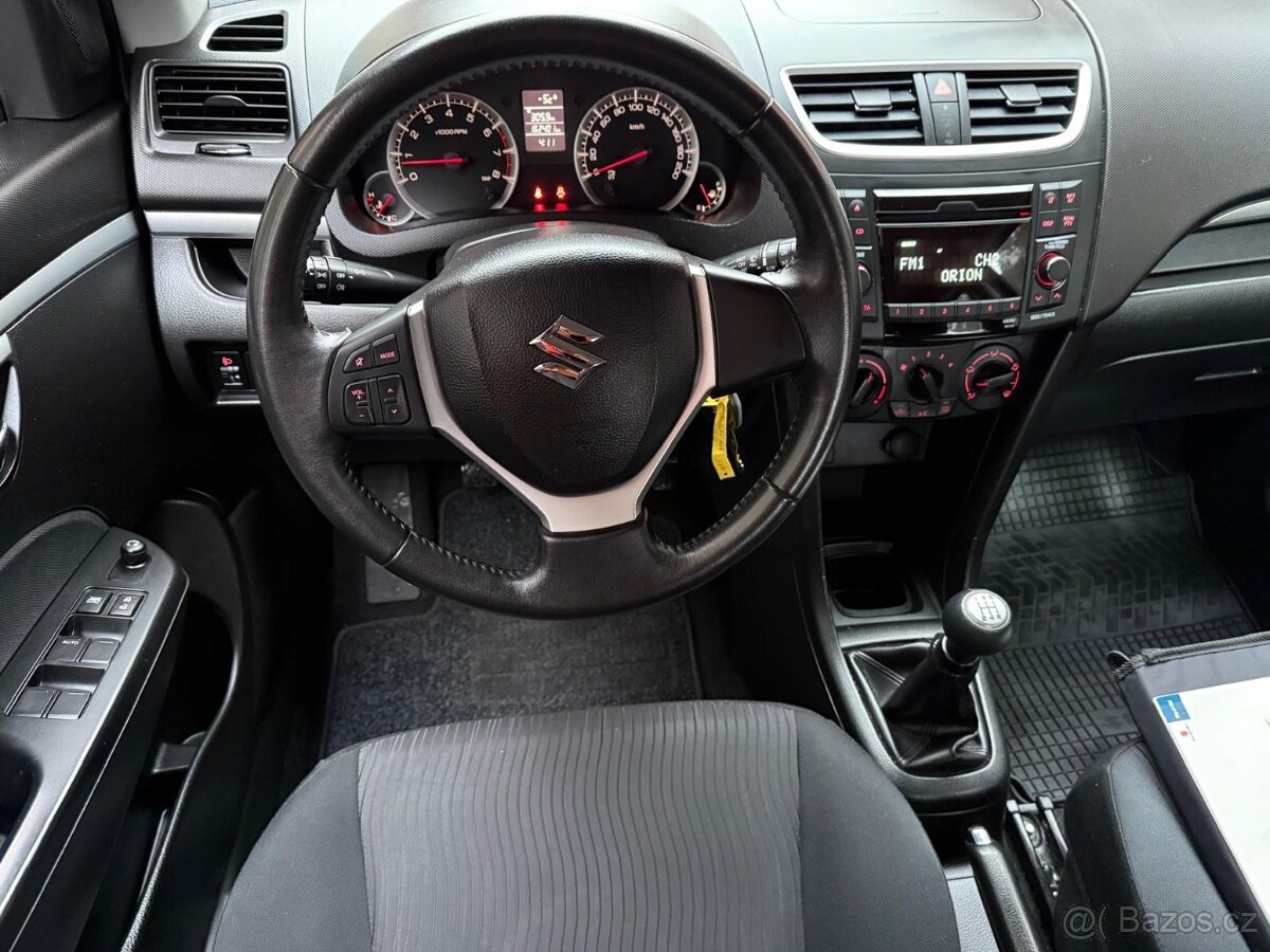 Suzuki Swift 1,3i 4x4 - 6