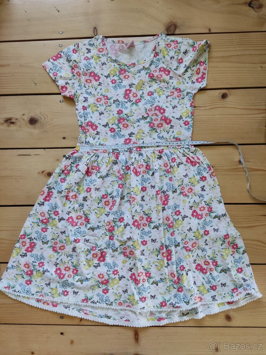 Dívčí šaty - 6