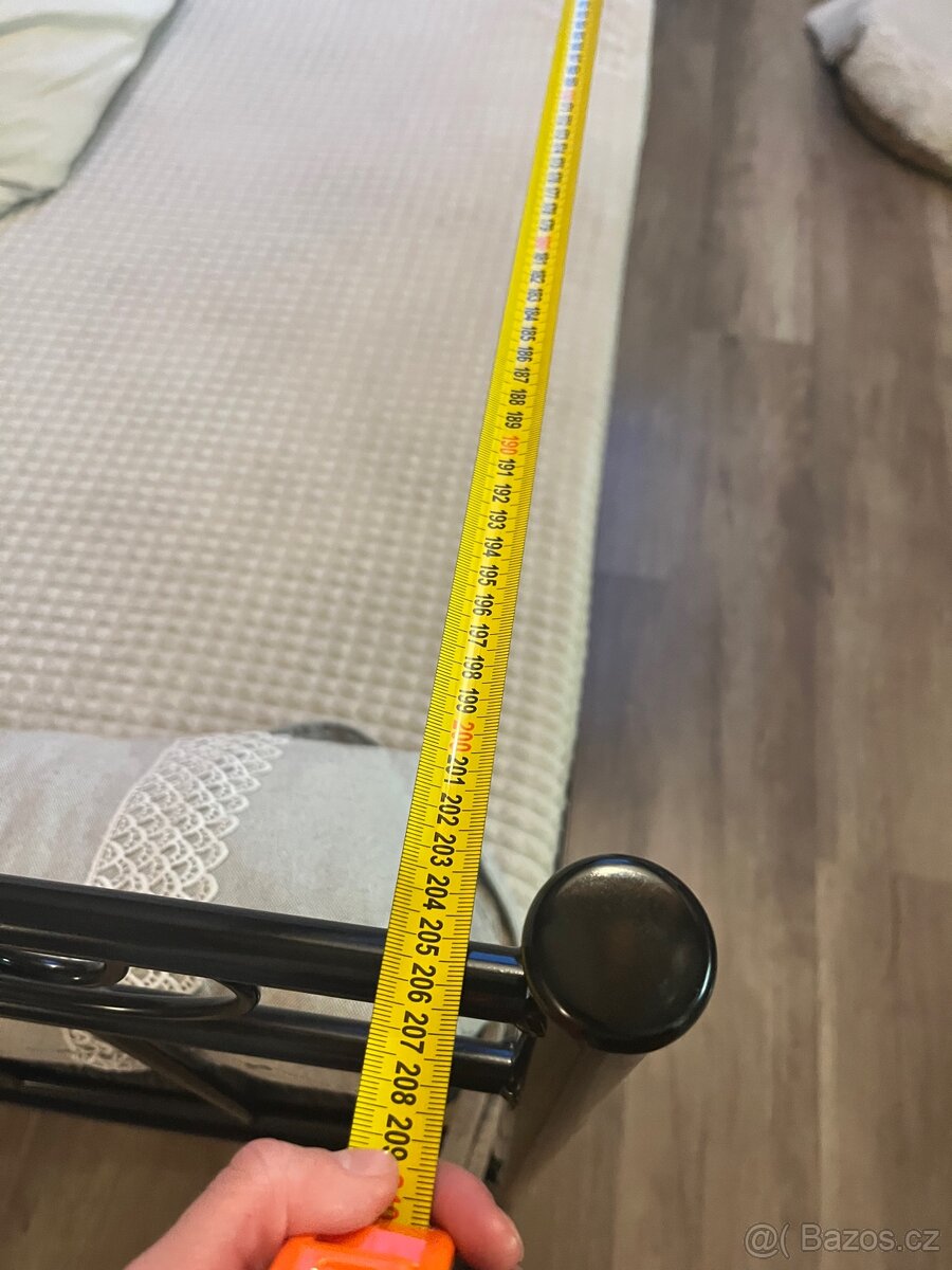 Černá kovová postel/pohovka - 6