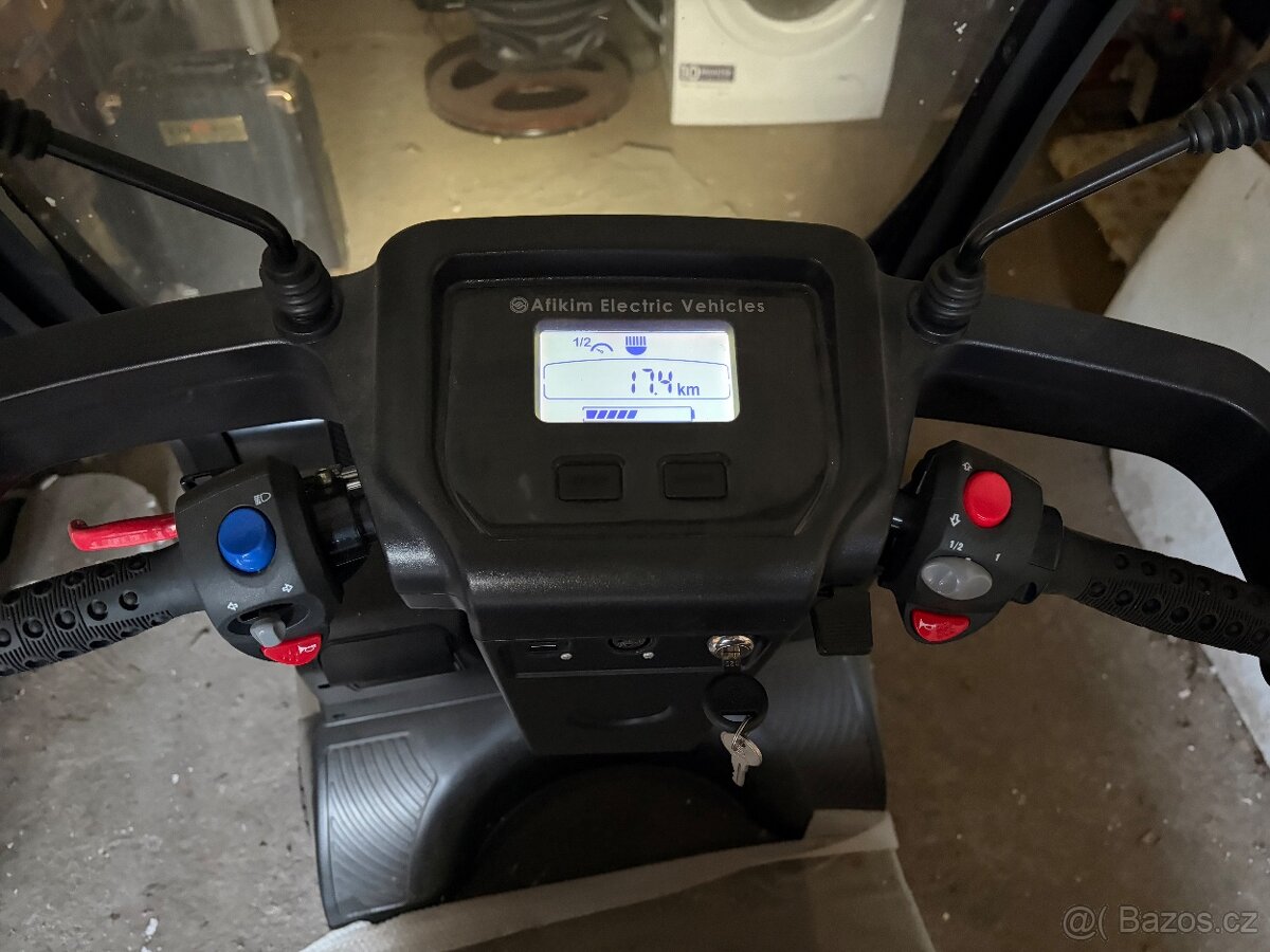 ČTYŘKOLOVÝ SKÚTR AFIKIM S4 - 6