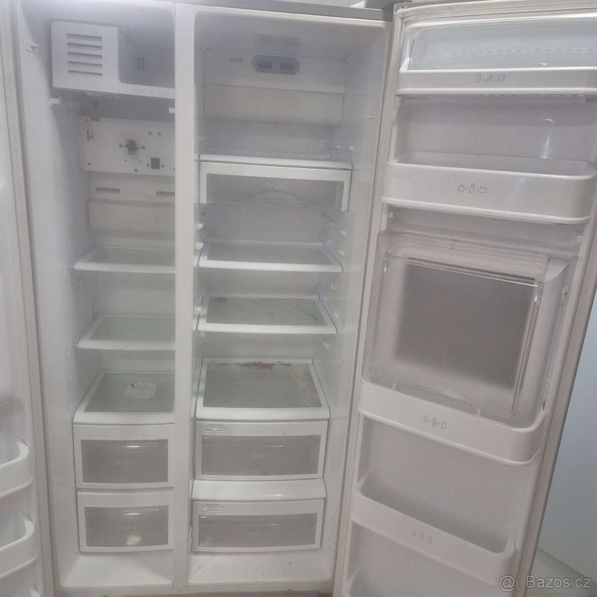 Americká lednice LG - 6