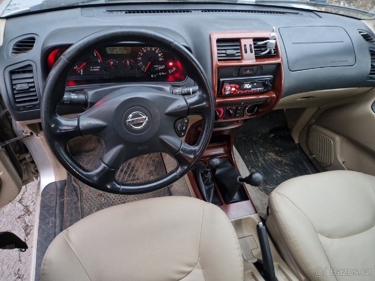 Nissan Terrano 3.0 di 113kw - 6
