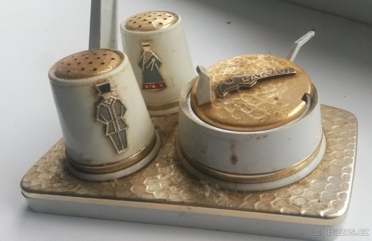 Různá keramika, sklo, ... 20.stol. - 6