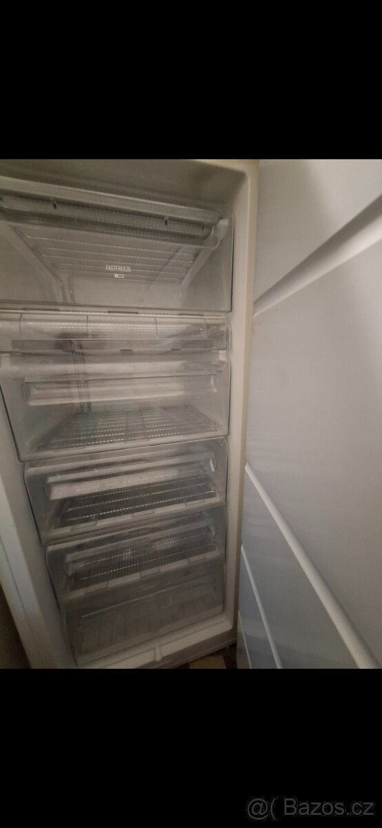 Šuplíkový mrazák zn.Electrolux - 6