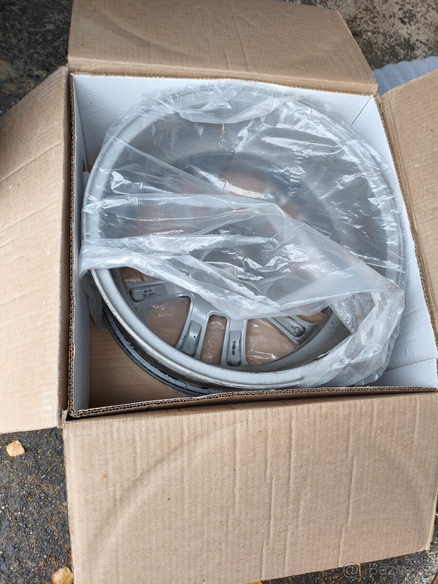 Orig BMW al disky 7Jx17 et 47 5x120 - 6