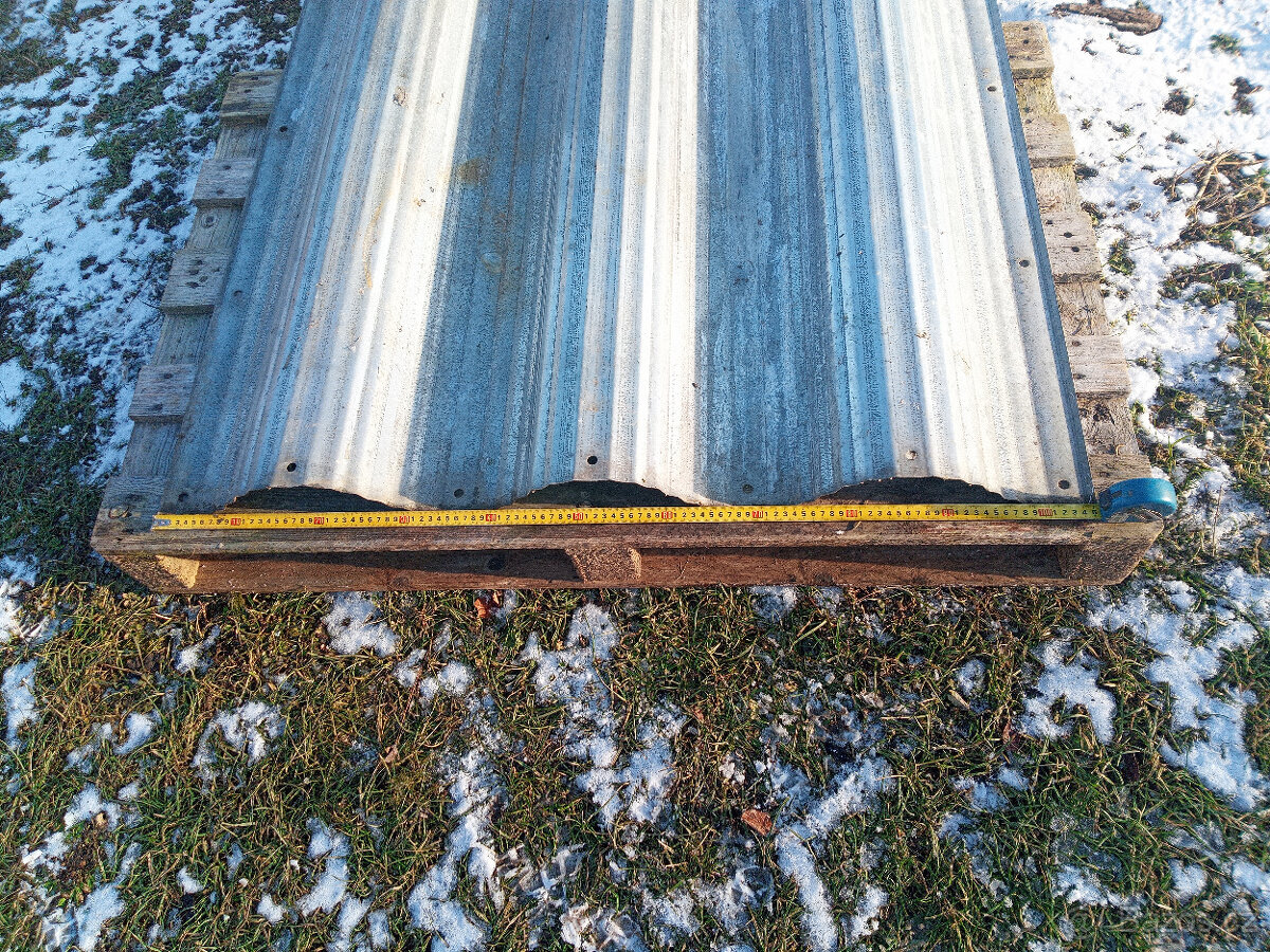 VLNITÝ PLECH Z PLECHOVÉ HALY - 6