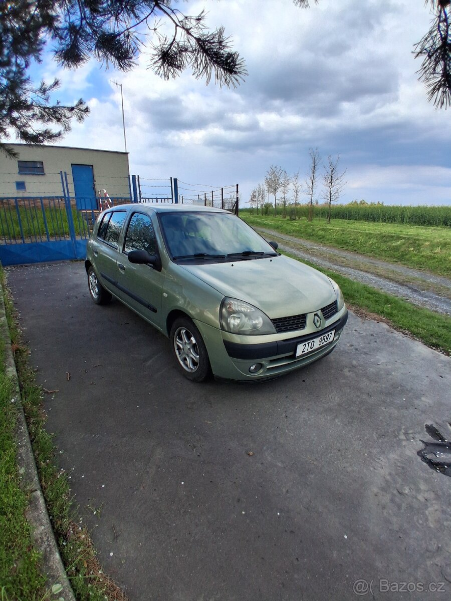 Renault Clio 1.5 dci - 6