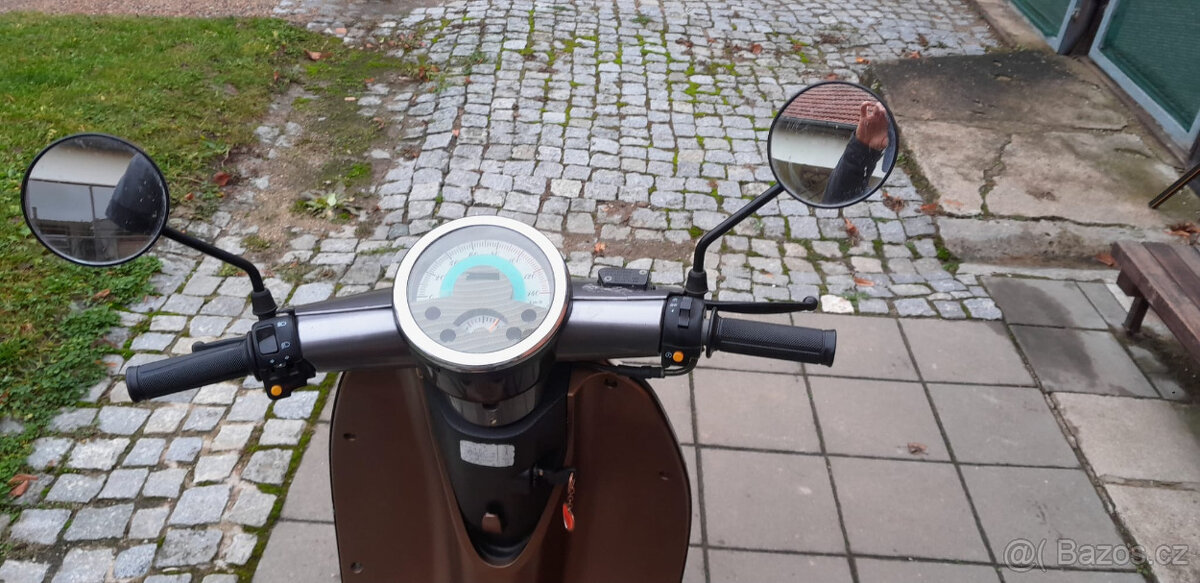 Skútr Kentoya Miu 125 - 6