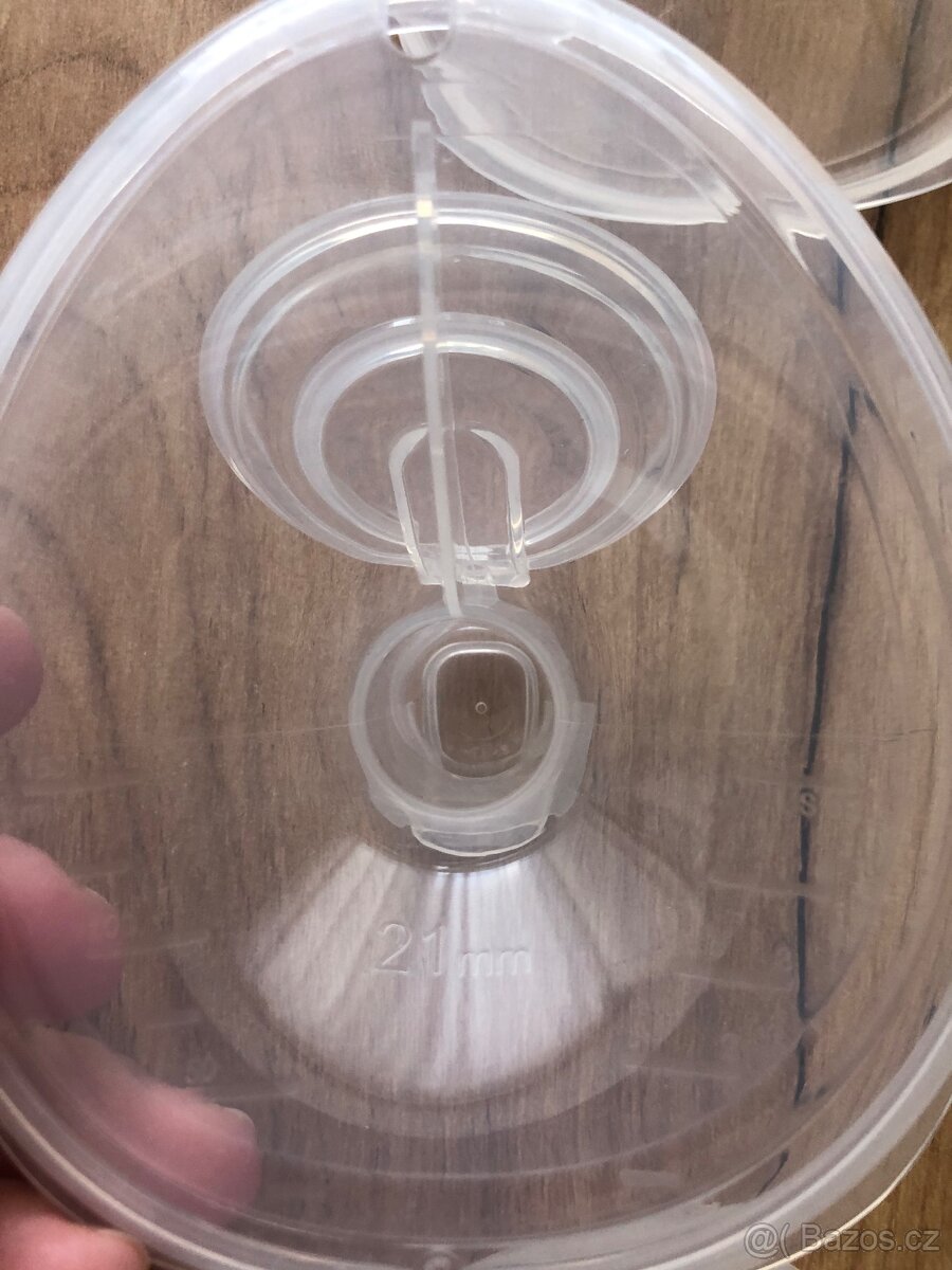 Elektronická odsávačka mat. mléka handsfree freestyle Medela - 6