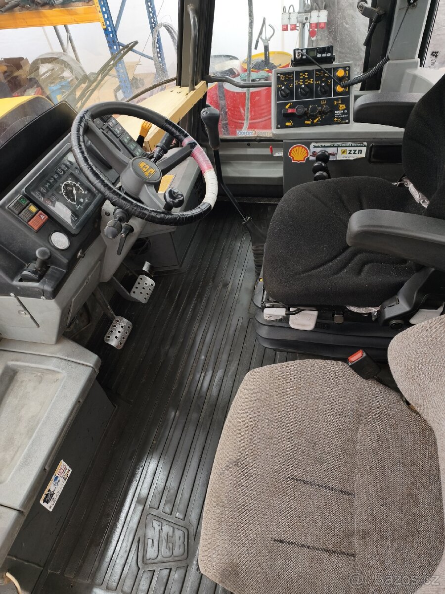 JCB Fastrac 185-65 - 6