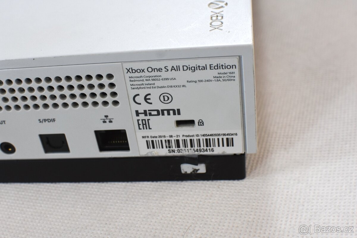 Xbox One S All Digital 1TB - 6